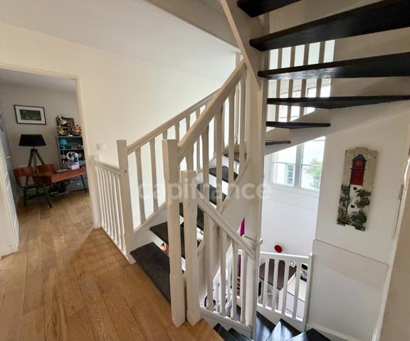 Maison familiale de 164 m² - 4 chambres - Port Cergy