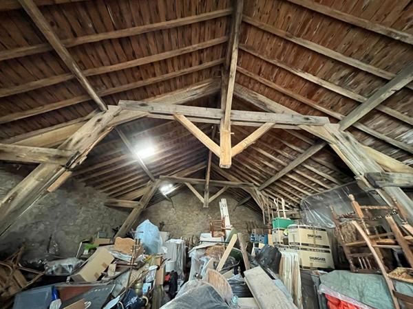 Maison  1 pièce(s) 100 m2