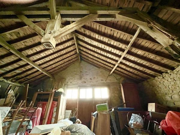 Maison  1 pièce(s) 100 m2