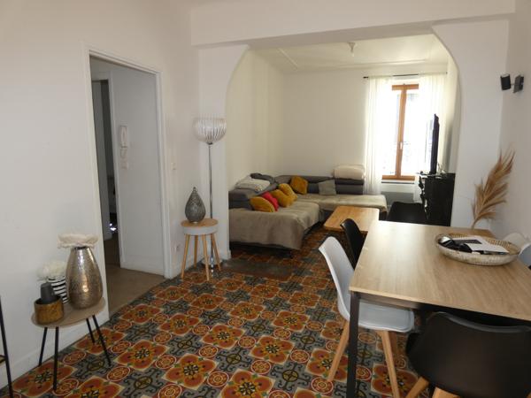 Appartement de type 4 avec terrasse