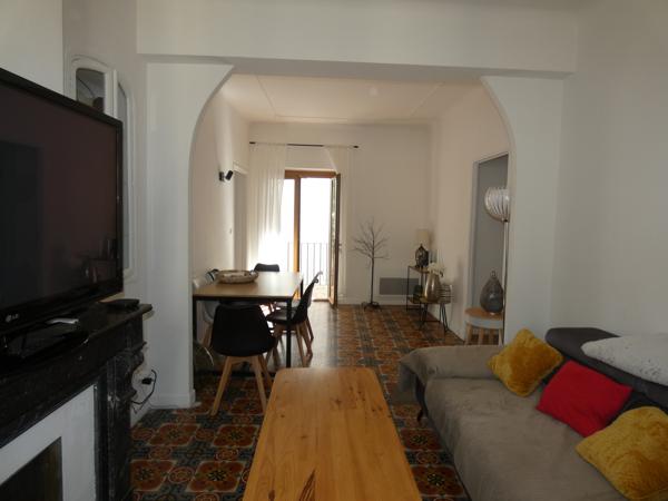 Appartement de type 4 avec terrasse