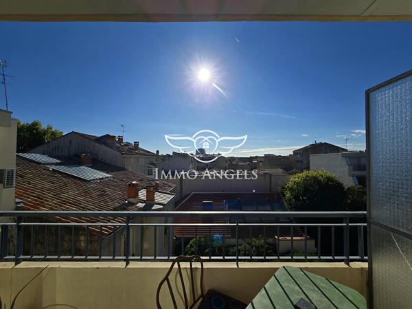 T2 Dernier étage traversant – Extérieur 19 m² – Montpellier centre-ville
