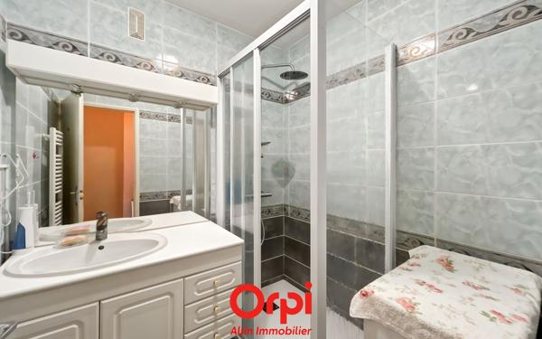 Appartement à vendre    4 pièces •  Montluçon