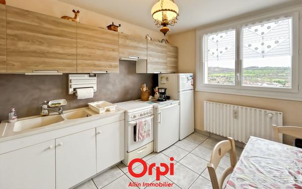 Appartement à vendre    4 pièces •  Montluçon