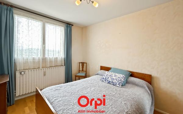 Appartement à vendre    4 pièces •  Montluçon