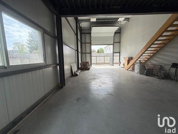 Location hangar 131 m² Eysines