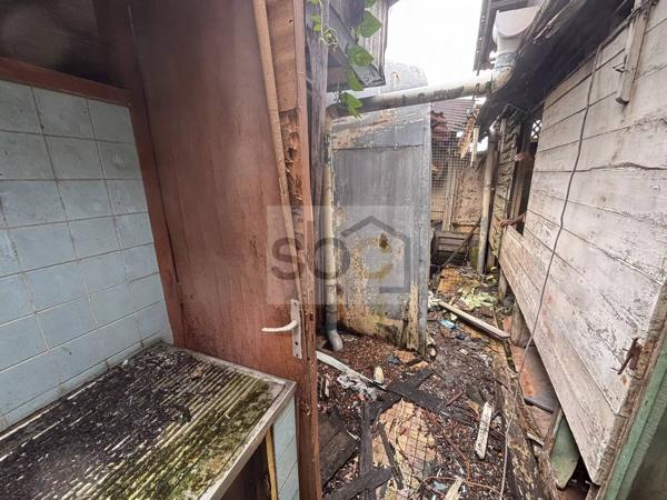 Cayenne centre-ville - Terrain bâti 80 m² zone UA1 — Potentiel R+3/R+4 — Idéal investisseur