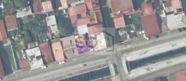 Cayenne centre-ville - Terrain bâti 80 m² zone UA1 — Potentiel R+3/R+4 — Idéal investisseur