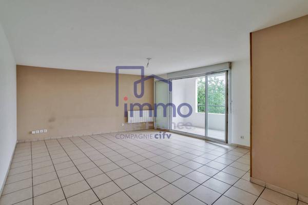 Appartement T4  90 m² - récent - balcons  Villeurbanne