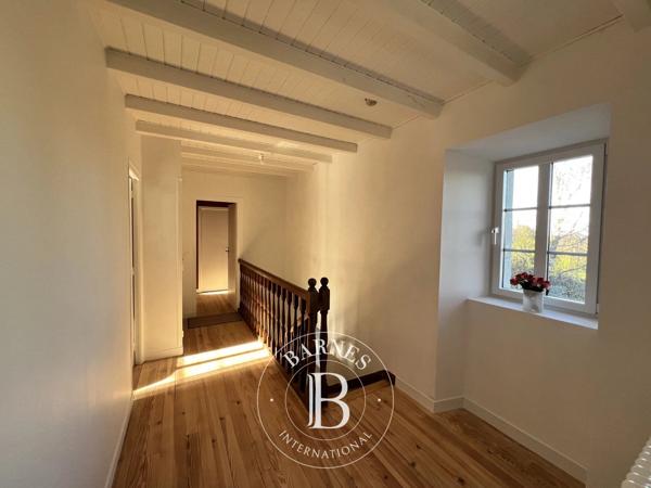 Montmartin-sur-Mer, Maison 6 Chambres -  291 m² à vendre