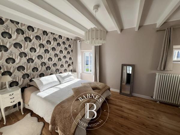Montmartin-sur-Mer, Maison 6 Chambres -  291 m² à vendre