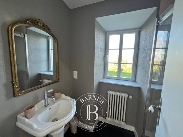 Montmartin-sur-Mer, Maison 6 Chambres -  291 m² à vendre