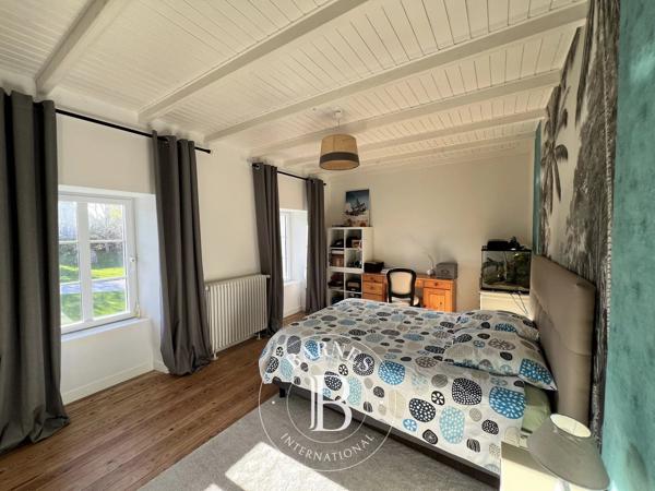 Montmartin-sur-Mer, Maison 6 Chambres -  291 m² à vendre