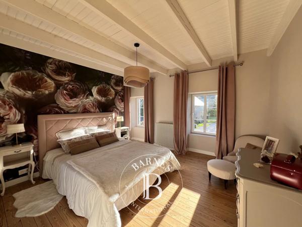 Montmartin-sur-Mer, Maison 6 Chambres -  291 m² à vendre