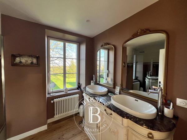 Montmartin-sur-Mer, Maison 6 Chambres -  291 m² à vendre