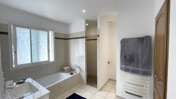 Vente Maison 5 pièces 150 m2 à Fajoles