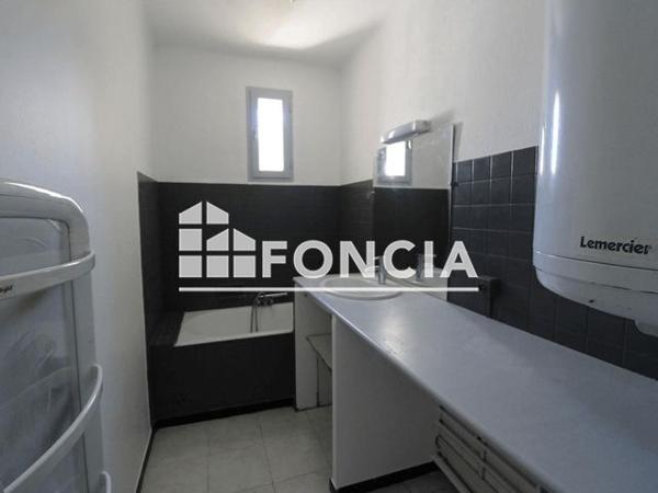 Location Maison 4 pièces 92.4 m² - CHEMIN DES PERRIERE Manduel 30129