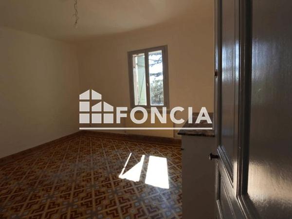 Location Maison 4 pièces 92.4 m² - CHEMIN DES PERRIERE Manduel 30129