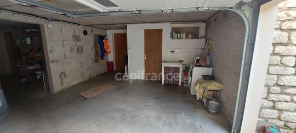 Maison à vendre 6 pièces et grande véranda à Fontenay le Comte (85)