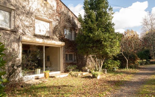 Maison à vendre    2 pièces •  Pechbonnieu