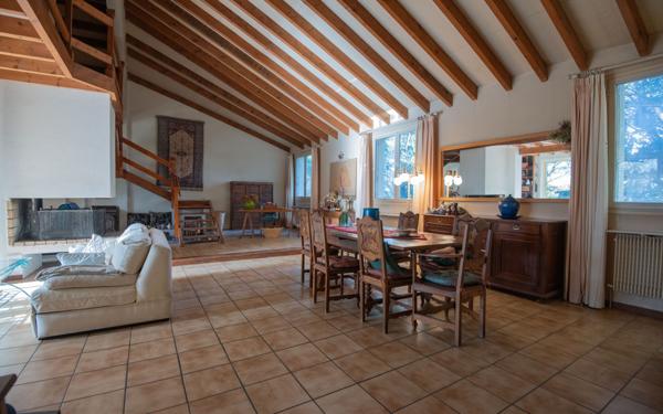 Maison à vendre    2 pièces •  Pechbonnieu