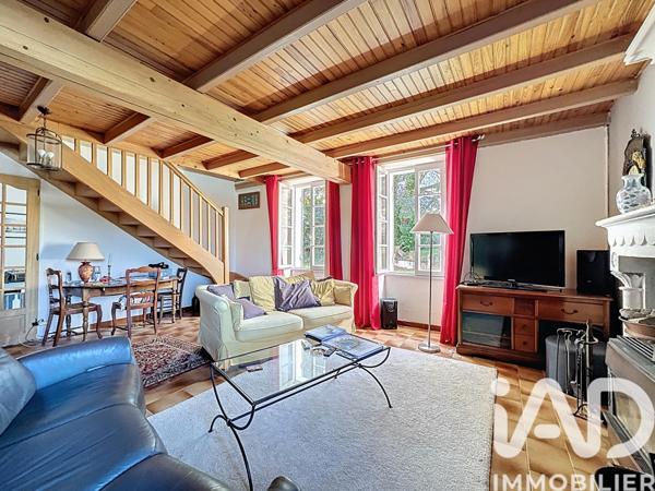 Maison à vendre 5 pièces 145 m² Condéon
