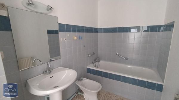 Location appartement Nîmes (30) 2 pièces 48.09m²