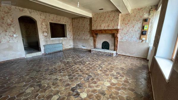 Maison à restaurer à vendre à Cliron dans les Ardennes (08090), ref : 08034/83