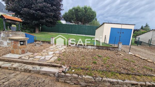 MAISON INDIVIDUELLE – 2 GARAGES – GRANDE TERRASSE