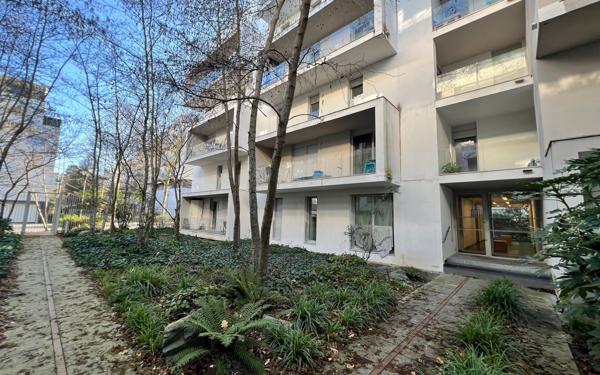 Appartement à vendre    2 pièces • 46,82 m2 Massy