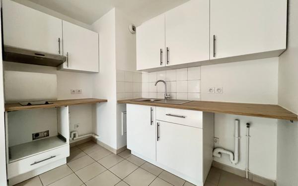 Appartement à vendre    2 pièces • 46,82 m2 Massy