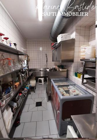 Immeuble mixte a vocation de commerce et d habitation