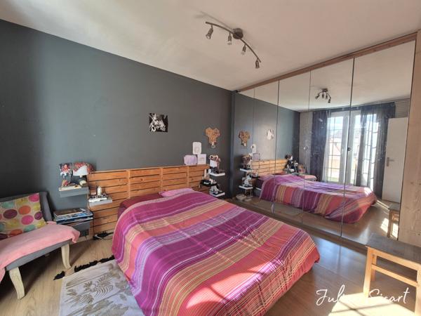 Villa 3 faces avec piscine