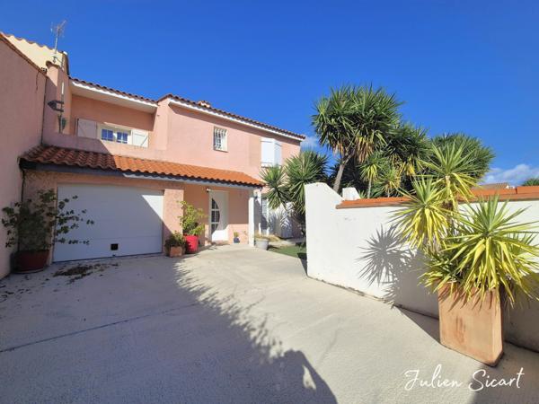 Villa 3 faces avec piscine