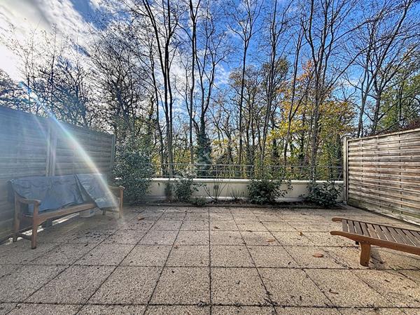 APPARTEMENT T2 - GRANDE TERRASSE  - 2 PARKING