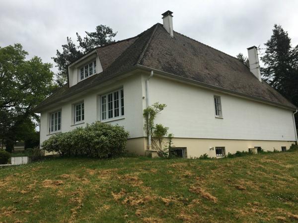 Maison à vendre    6 pièces •  Saint-Sulpice-et-Cameyrac