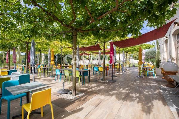 Vente Maison 7 pièces de 472m² - 30610 Sauve