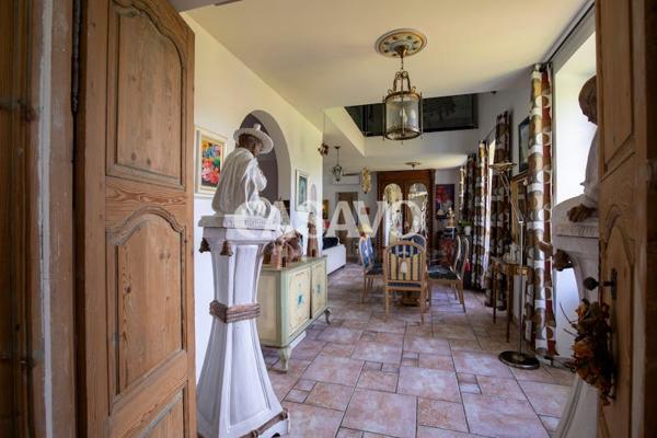 Vente Maison 7 pièces de 472m² - 30610 Sauve