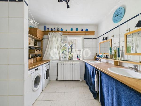 Vente Maison 9 pièces de 175m² - 95110 Sannois