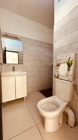 A LOUER SUR LA COMMUNE DES ABYMES  GRANDE VILLA T5 +T2 AVEC PISCINE SUR 2000 M² DE TERRAIN