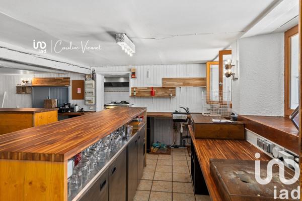 Ferme 8 pièces de 303 m² à Prémanon (39220)