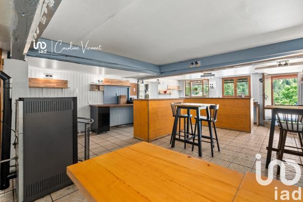 Ferme 8 pièces de 303 m² à Prémanon (39220)