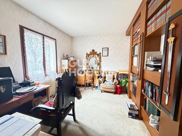 BOURGES - QUARTIER GIONNE