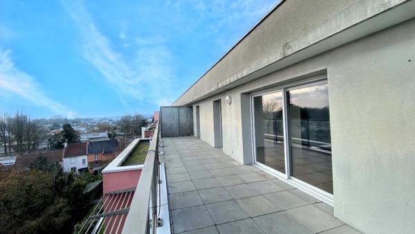Jules Verne - T4 - 90 M2 + terrasse + garage double
