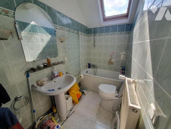 Maison d'environ 80 m² habitables située dans le hameau de Champs sur les Bois à Souppes-sur-Lo...