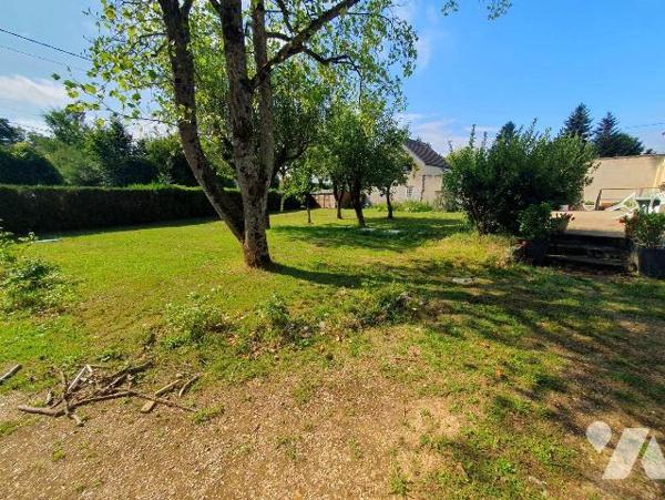 Maison d'environ 80 m² habitables située dans le hameau de Champs sur les Bois à Souppes-sur-Lo...