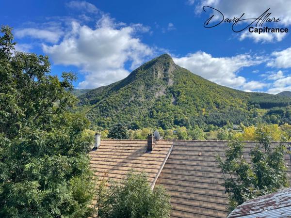 Maison de village à vendre 4 pièces VEYNES (05)