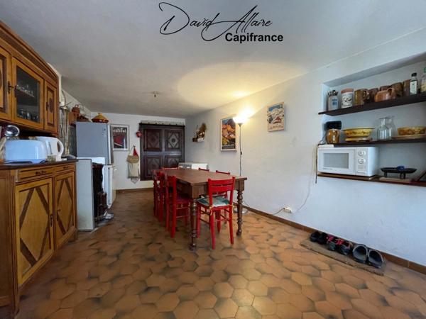 Maison de village à vendre 4 pièces VEYNES (05)