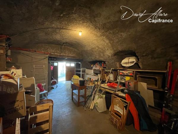 Maison de village à vendre 4 pièces VEYNES (05)