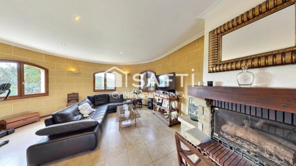 Laissez-vous séduire par cette villa de caractère